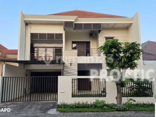 Rumah 2.5 Lantai Perumahan Ykp Surabaya - Drm220apd