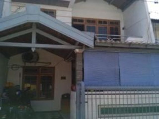 Perumahan pondok chandra, Strategis