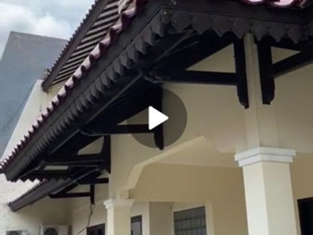 Langka! Dijual Rumah di Jalan OGAN, Tengah Kota Surabaya!*