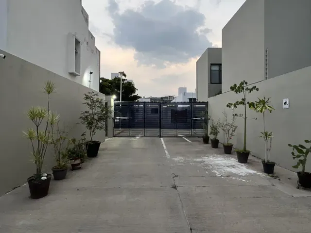 place photo 34