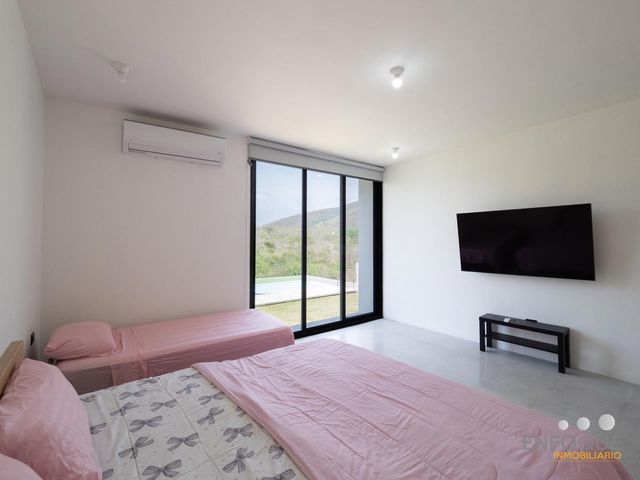 place photo 39