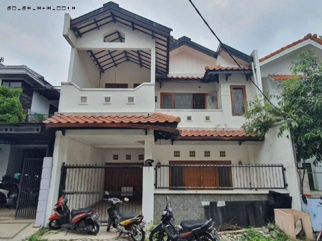 Rumah Graha Indah STRATEGIS