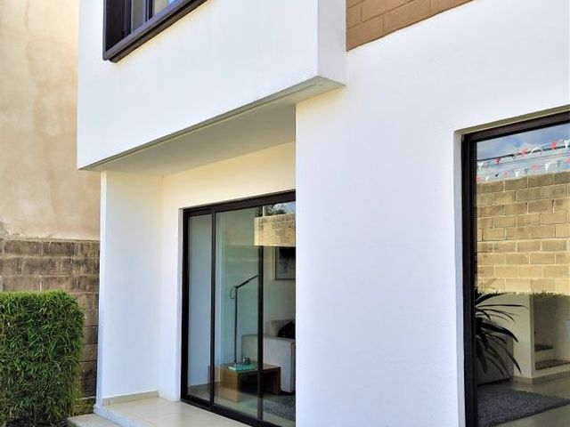 place photo 66
