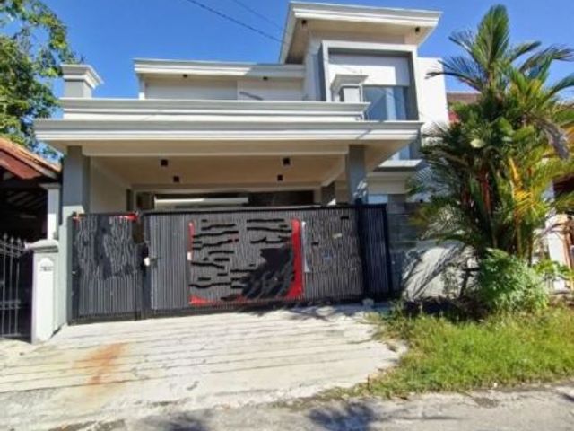 Rumah di Rungkut Asri Nyaman 2lt mininalis bagus Hadap Utara
