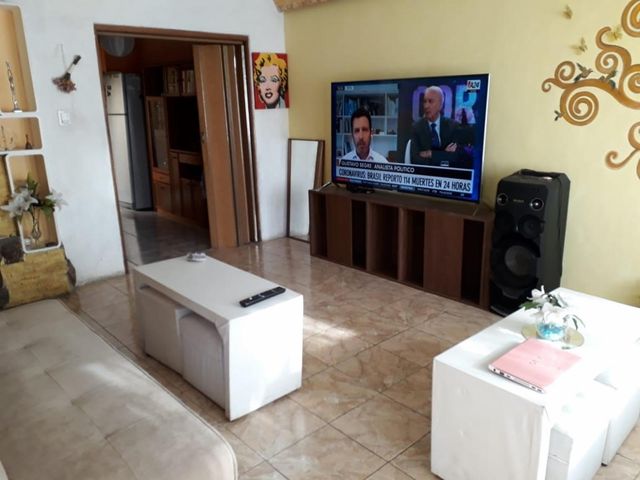VENTA CASA EN RAMOS MEJIA TRES DORMITORIOSDOMEDOR ,COCINA INSTALADA ,ALACENAS ABAJO ARRIBA ,GJE ,PARA DOS COCHES PATIO-,TERRAZA-PATIO