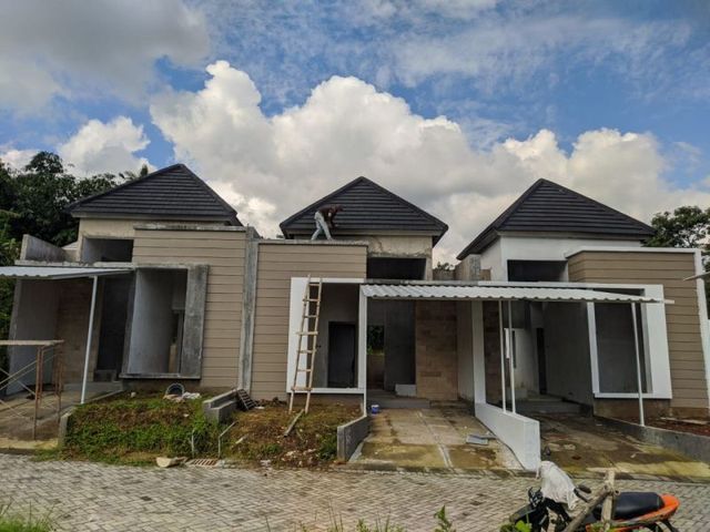di jual rumah one gate system di salatiga dekat kampus