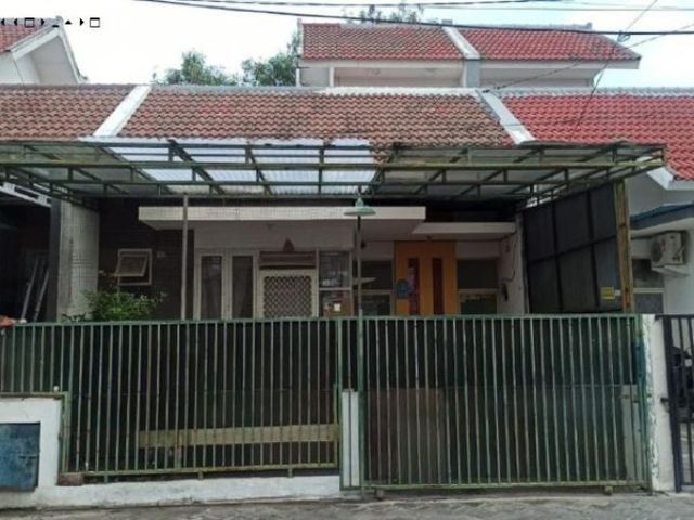 Rumah Lebak Indah Town House Row jalan 3 mobil