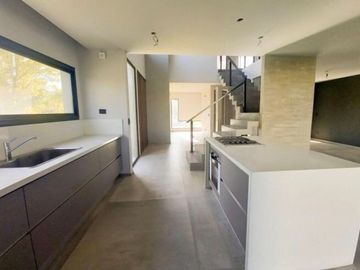 place photo 51