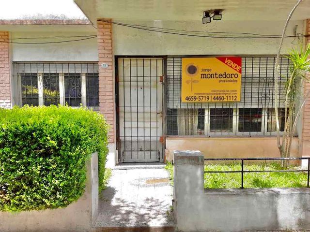 Casa PH en venta en Villa Luzuriaga