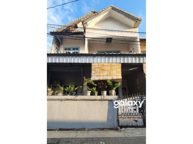 DIJUAL RUMAH 2 LANTAI DI DUKUH SARI SESETAN DENPASAR, BALI