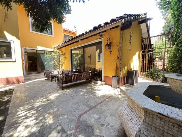 place photo 56