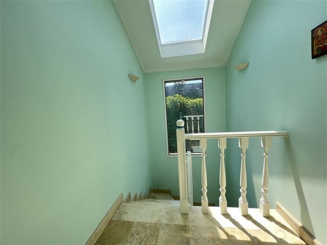 place photo 52