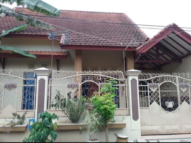 Rumah Mewah Siap Huni di Puri Cempaka Kota Malang
