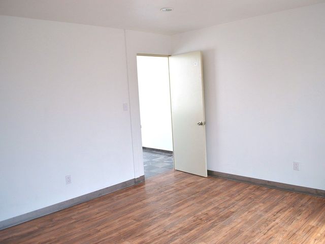 place photo 40