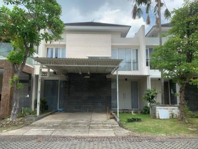 Rumah Malibu Beach Pakuwon City, Minimalis, Siap Huni