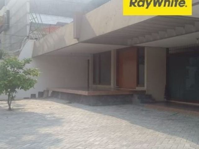 Disewakan Rumah di Jl Kartini, Surabaya