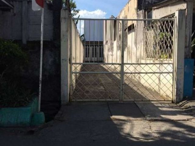 Rumah Dijual Petemon Surabaya KT
