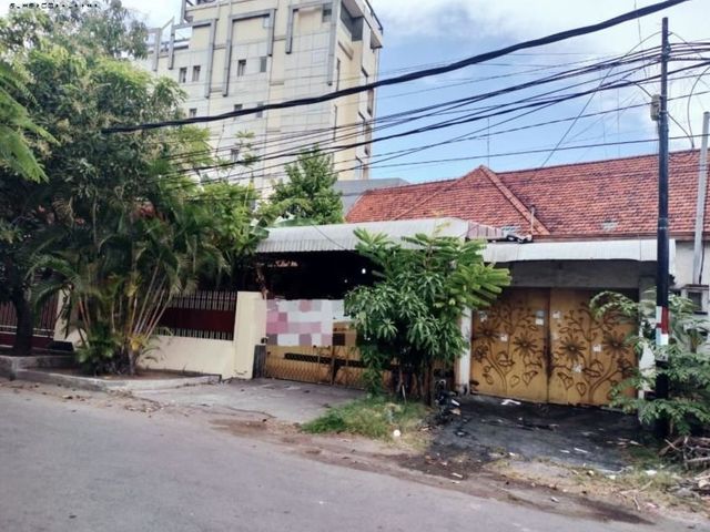 Rumah Ketupa hadap utara, Strategis