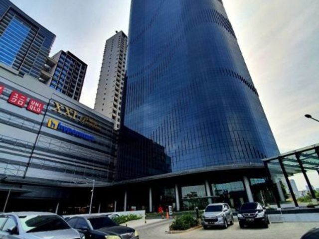 Office Tower Millenio Mall Ciputra World Hadap timur Akses 3 akses lift