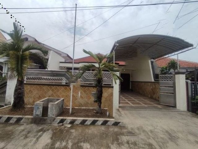 Rumah Kutisari Selatan