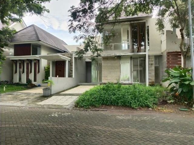 Rumah Somerset Citraland , Strategis, Siap Huni