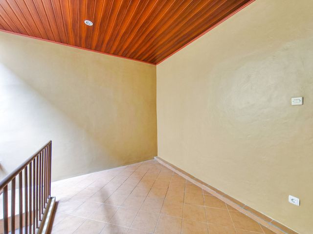 place photo 52