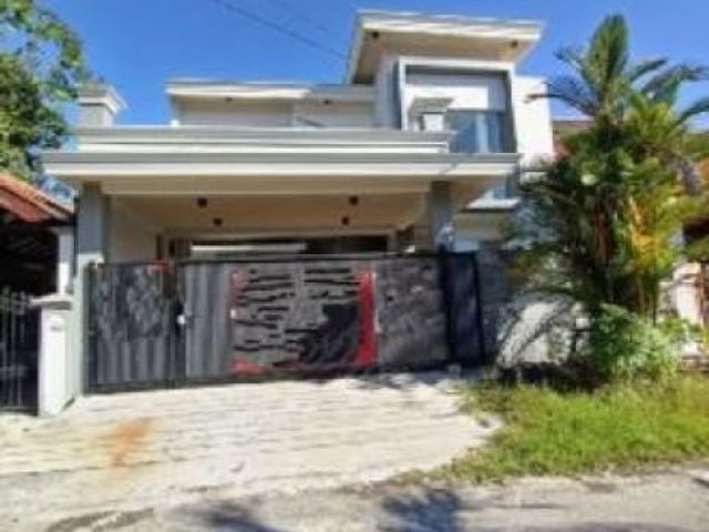 Rumah di Rungkut Asri, Row jalan 2.5mbl