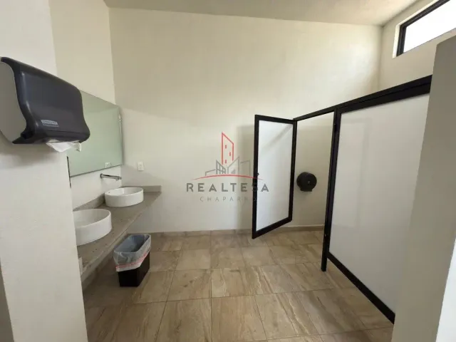 place photo 17