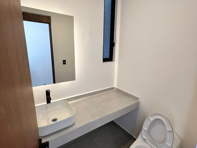 place photo 34