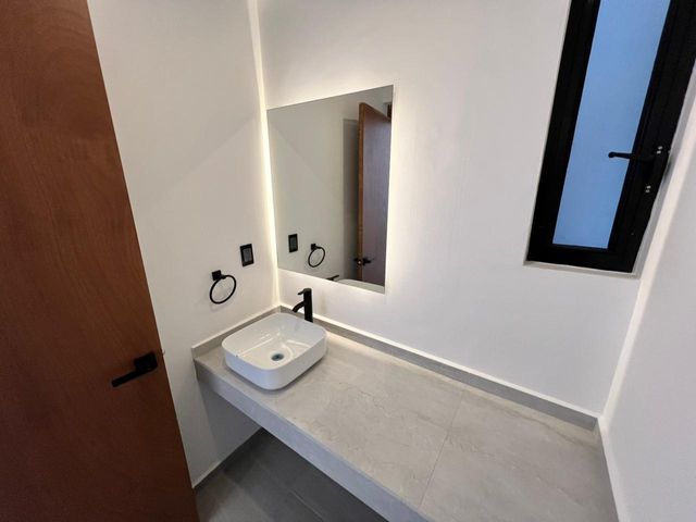 place photo 33