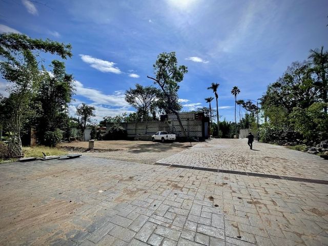 place photo 23