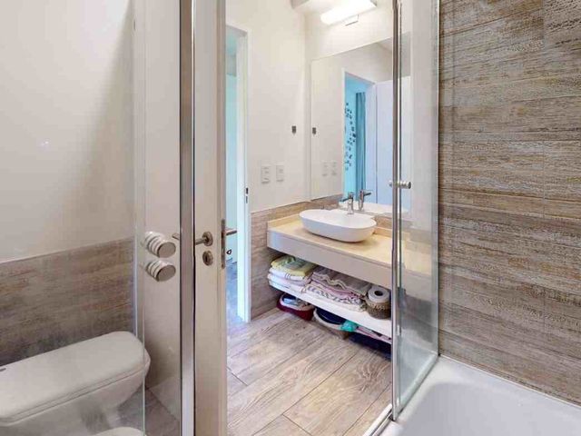 place photo 71
