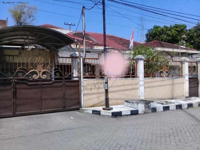 Rumah Mojo Arum Hadap barat (miring)