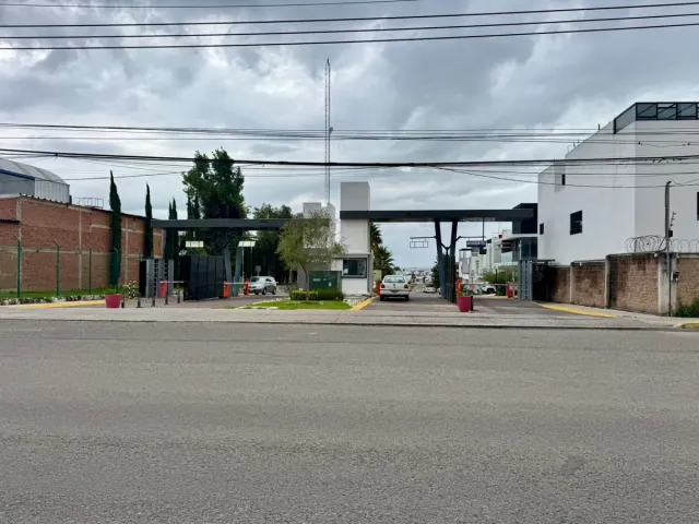 place photo 11