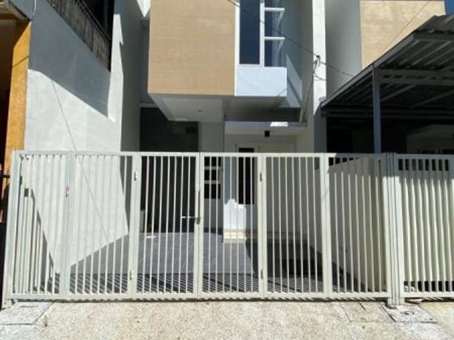 Rumah Baru Siap Huni Rungkut Asri Timur 100Mtr ke Raya Merr