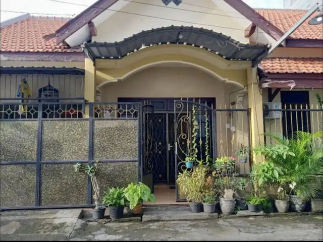 DiJual Rumah Siap Huni di Jl.Randu Sidotopo Sby