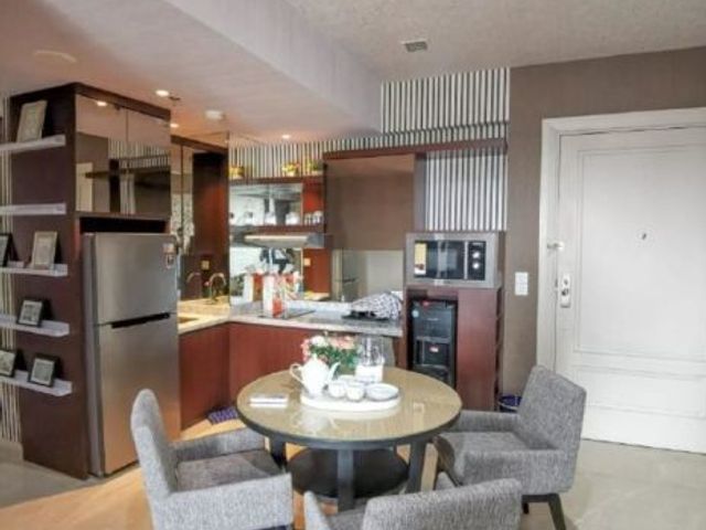 Apartemen Surabaya pusat One Icon Lantai 3, Full Furnish