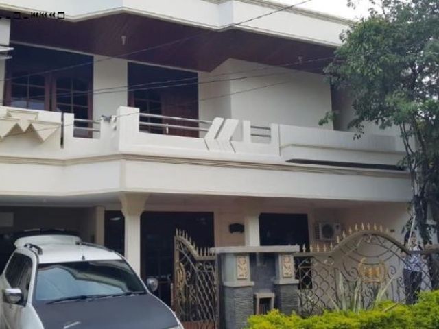 RUMAH SIAP HUNI Lokasi strategis di DELTA SARI INDAH