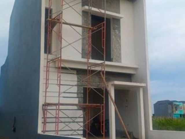 Rumah GRAND ALANA Listrik 2200, Strategis