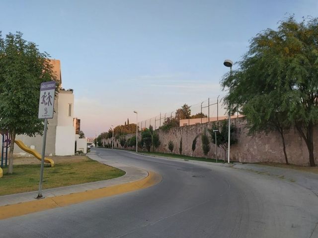 place photo 32