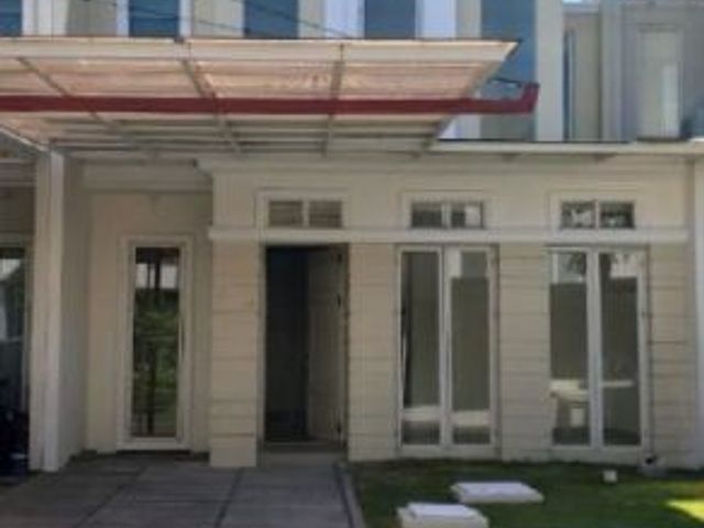 Rumah Eastcoast Park Hadap selatan