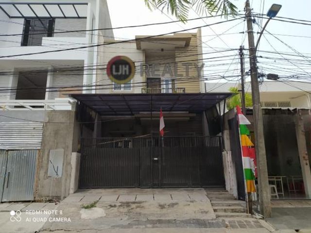 Rumah di Summagung Kelapa Gading Jakarta Utara