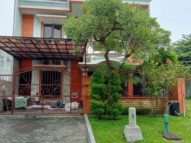 Rumah Second Graha Famili Akses Tol, RS, Unesa, Pakuwon Mall