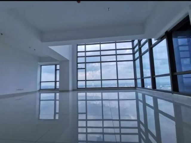 INIT DI APARTEMEN LARIZT MANSION