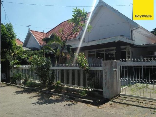 Dijual Rumah Pusat Kota di Jalan Bedadung, Surabaya