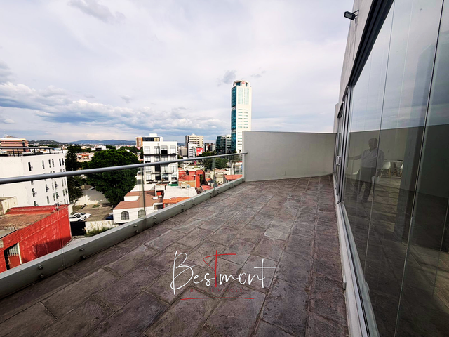place photo 36