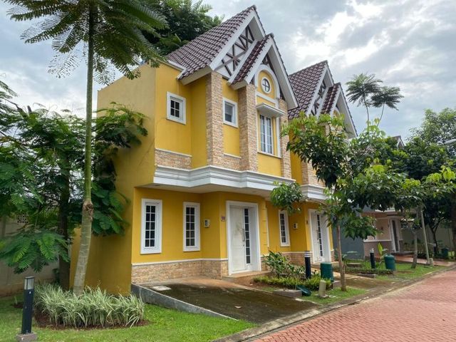 Dijual Rumah Baru Malibu Village Paramont Tangerang Lokasi Strategis Murah