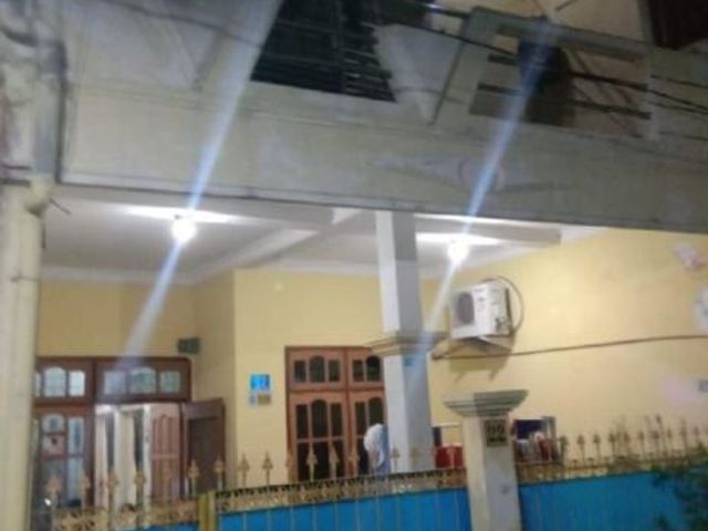 Rumah Pacar Kembang Full bangunan
