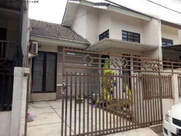 Rumah Rungkut Asri Carport 1 mbl