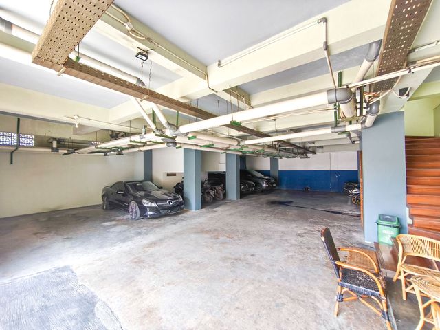 place photo 75